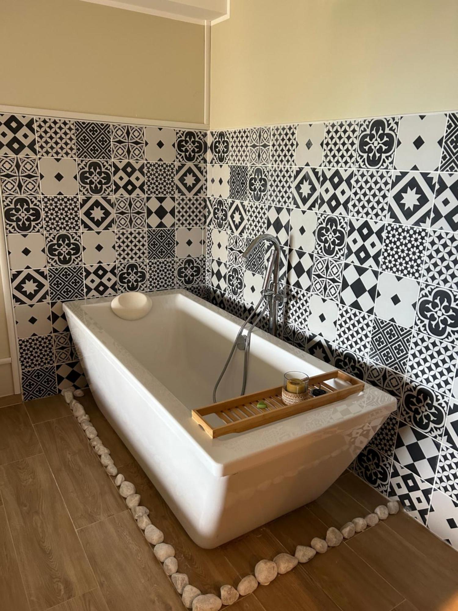 Chambre De Charme Andria Jacuzzi 帕特里莫尼奥 外观 照片